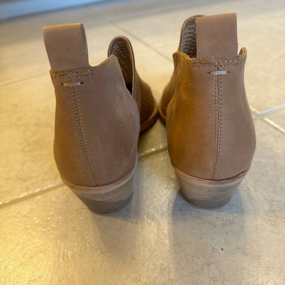 Dolce Vita Tan Perforated Booties - Picture 5 of 9